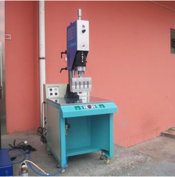 超声波焊接设备